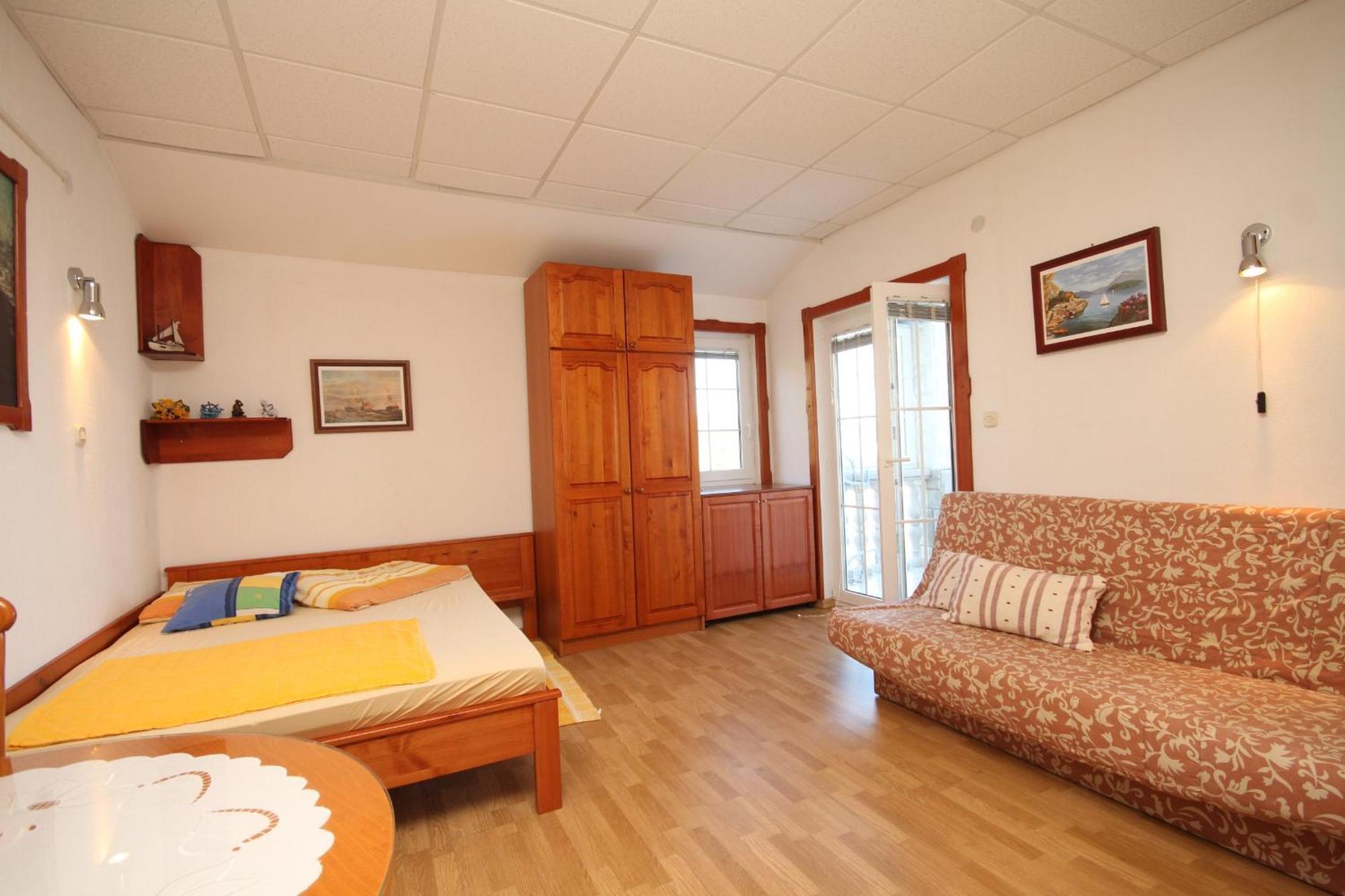 Apartments With A Parking Space Preko, Ugljan - 8224 Room photo